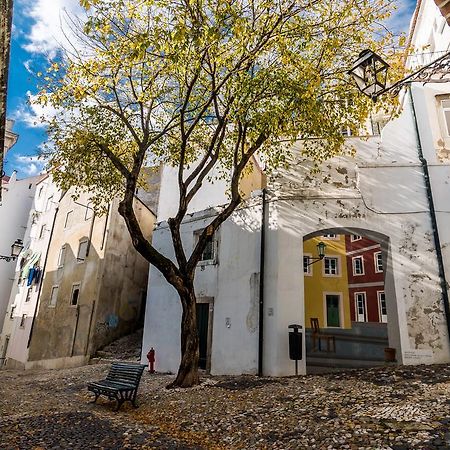 Little Duplex In Alfama Apartment Lisbon Bagian luar foto