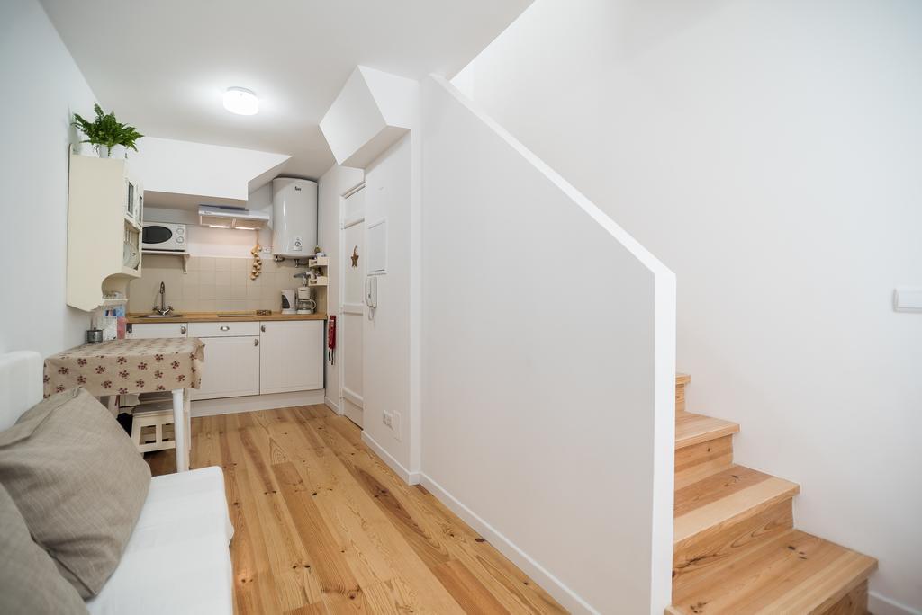 Little Duplex In Alfama Apartment Lisbon Bagian luar foto