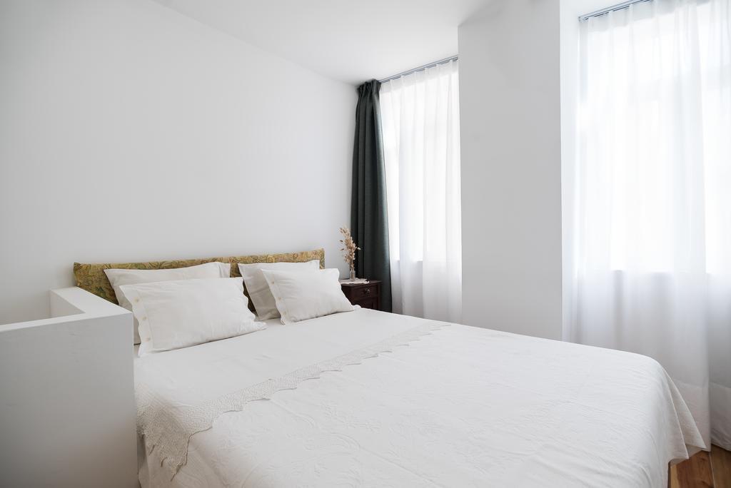 Little Duplex In Alfama Apartment Lisbon Bagian luar foto